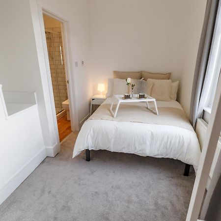 Sapphire Home Stay Liverpool Eksteriør billede